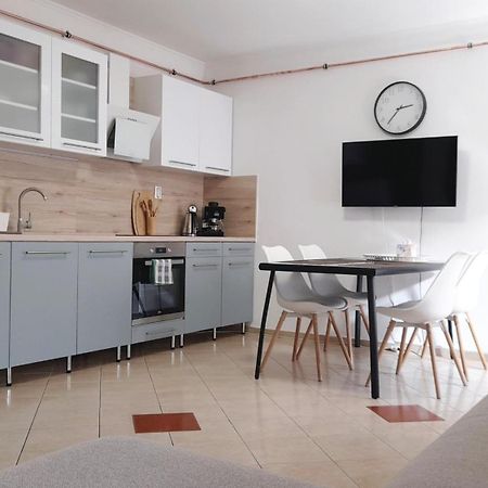 Napvirag Vendeghaz Villa Keszthely Luaran gambar