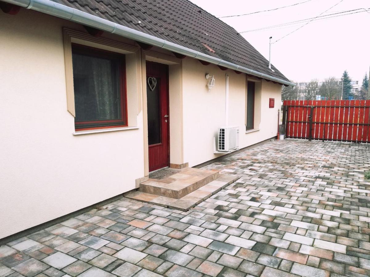Napvirag Vendeghaz Villa Keszthely Luaran gambar